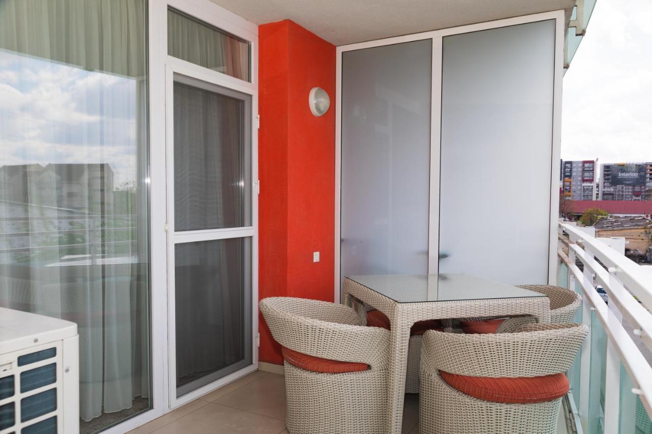 Luxury Trip Apartamento Oradea Exterior foto