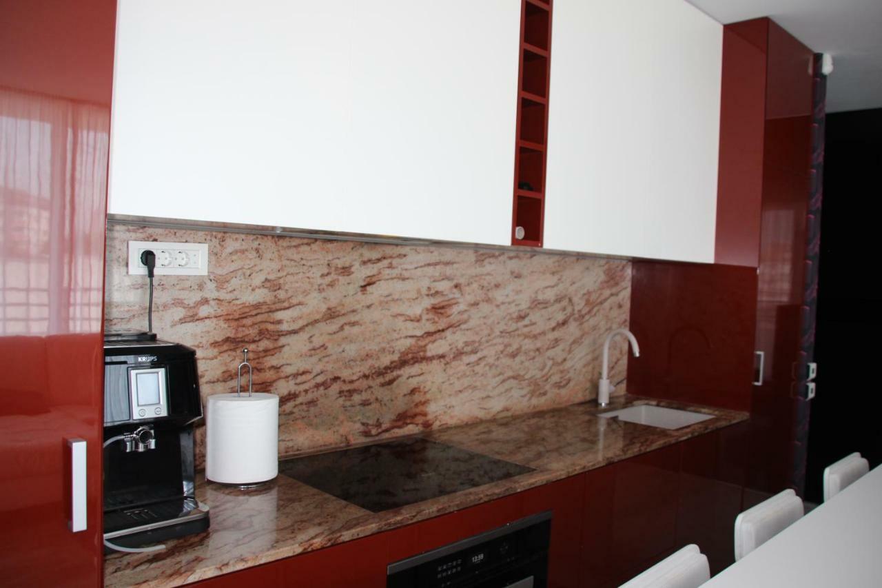 Luxury Trip Apartamento Oradea Exterior foto