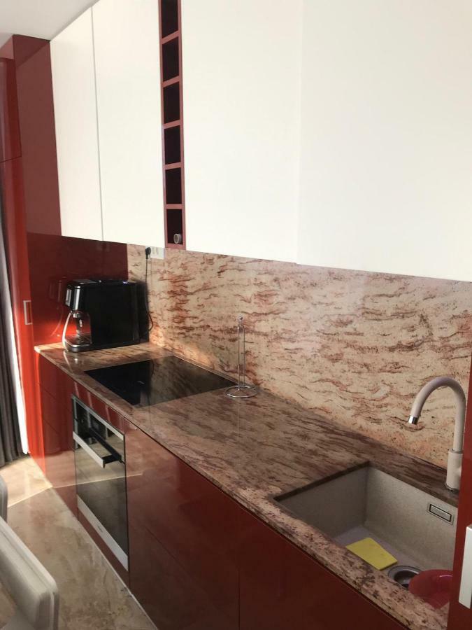 Luxury Trip Apartamento Oradea Exterior foto
